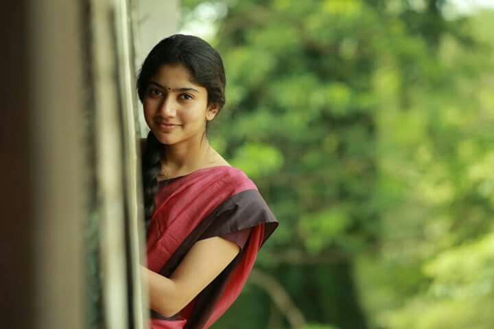 sai pallavi saree photos