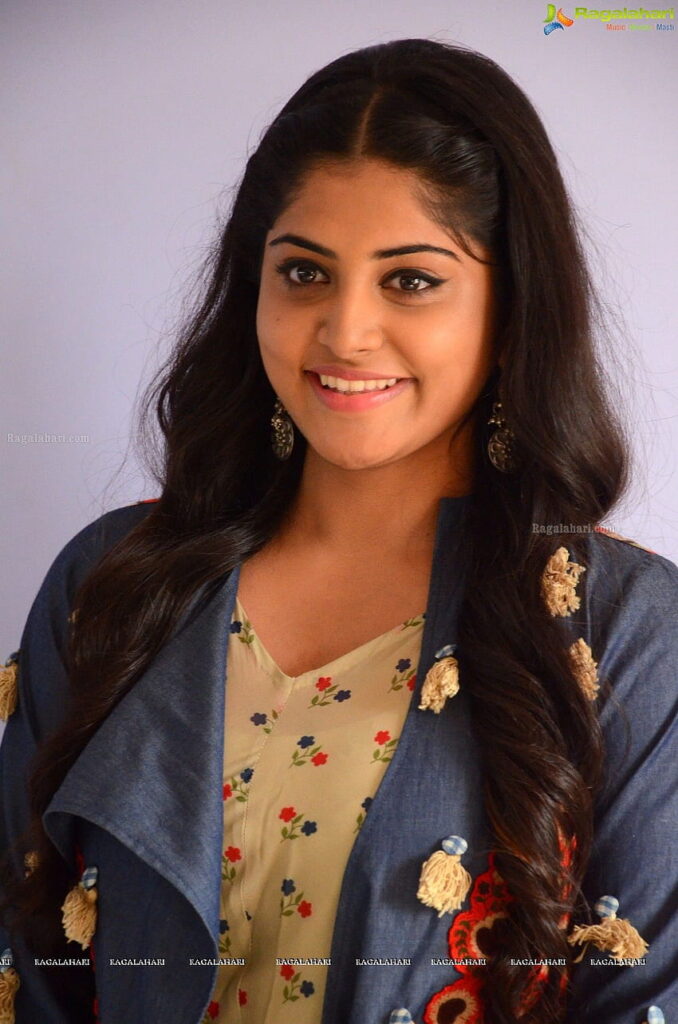 manjima mohan images